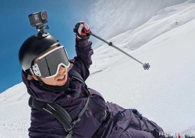 10推荐:画质、防抖与AI功能全面解析凯发k8国际2025年微单相机Top(图2) 10推荐:画质、防抖与AI功能全面解析凯发k8国际2025年微单相机Top(图2)